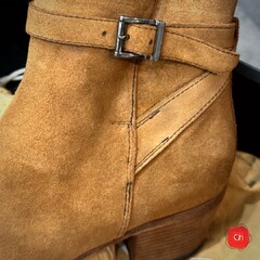 Voici notre coup de coeur ❤️ de la saison : Les Boots  @lemargo_official 🤩🤩

Rendez-vous en boutique et sur notre shop en ligne ✅

https://www.charlychaussures.com/lemargo/femme-boots/3773-f001a-daim-camel-lemargo-24399.html#/15-taille-36/58-couleur-daim_camel/380-couleur_generique-marron

#boots #bootsaddict #boots #femme #lemargo #commercedeproximite #commercelocal #chaussureschic #beziers #béziers #chaussurefemme